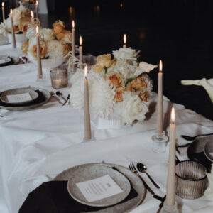 Windlichter in zartem Braun